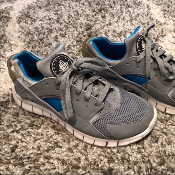 Grey white blue green womens size 10 NIKE HURRACHES SNEAKERS BUNDLE TWO FOR ONE - Picture 10 of 13